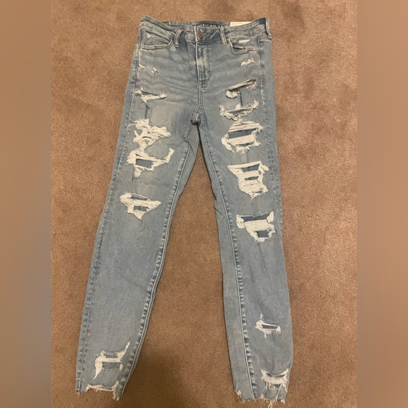 American Eagle outfitters with tags ripped jeans - Picture 1 of 3